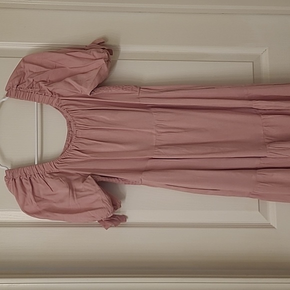 Logene Amazon smocked midi dress - Picture 4 of 7